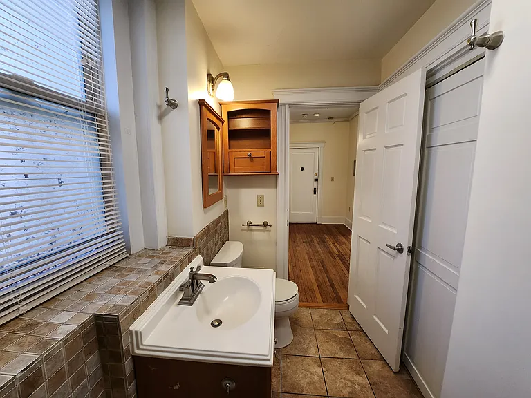25 Queensberry Street — Photo 10