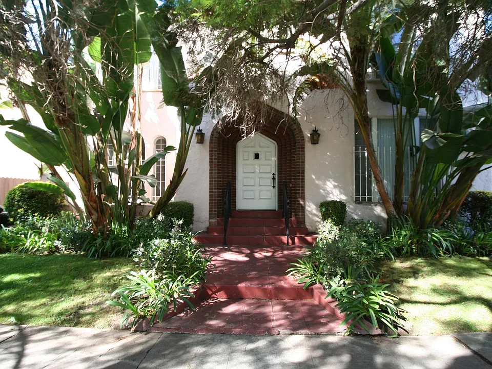 445 N Genesee Ave #445