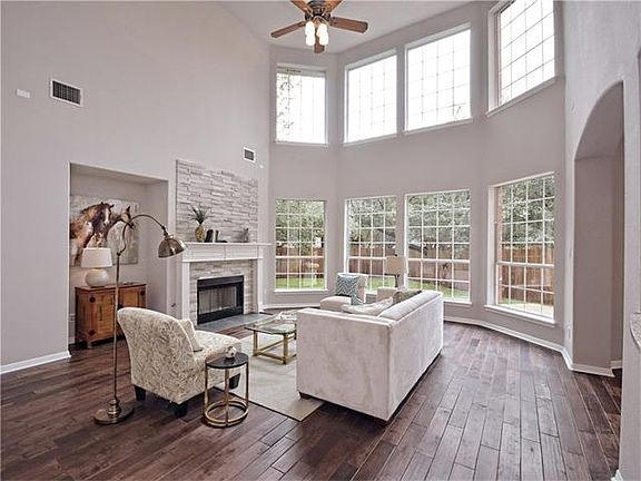 4th image of 3201 Whispering Woods Ct