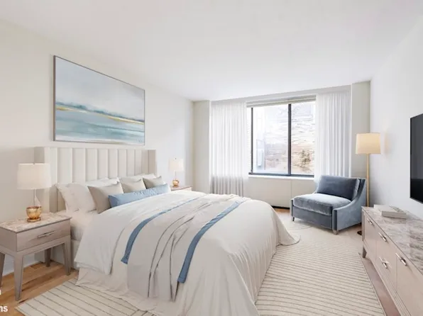 1001 5th Avenue image 6 of 11