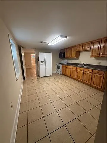 915 Soniat St #B — Photo 6