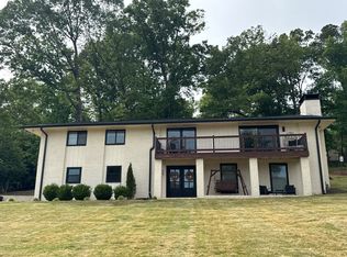445 Nottingham Dr, Marietta, GA 30066