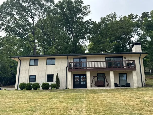 445 Nottingham Dr, Marietta, GA 30066