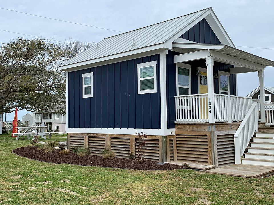 Picture yourself relaxing on the front porch or catching a breeze at the picnic table.
