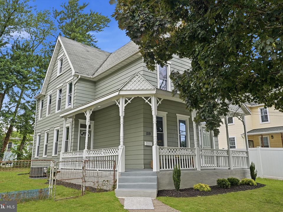1st image of 109 Chestnut Ave