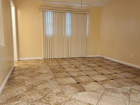 5th image of 5608 CORVAIR Avenue