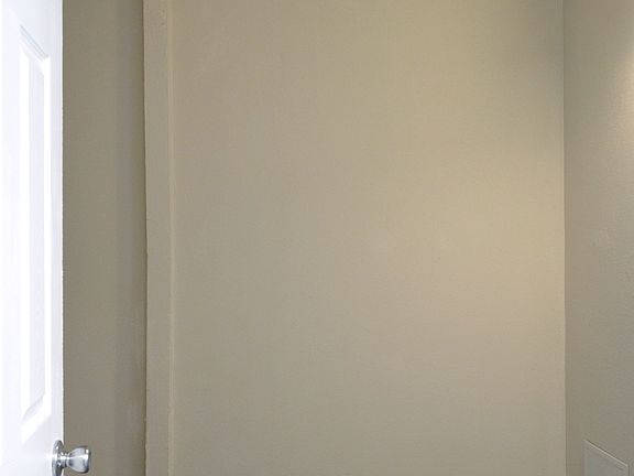 4 - Bedroom_12142022