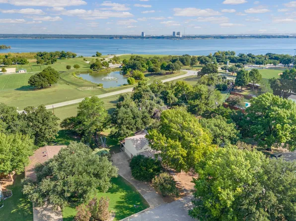 914 Hummingbird Trl, Grapevine, TX 76051