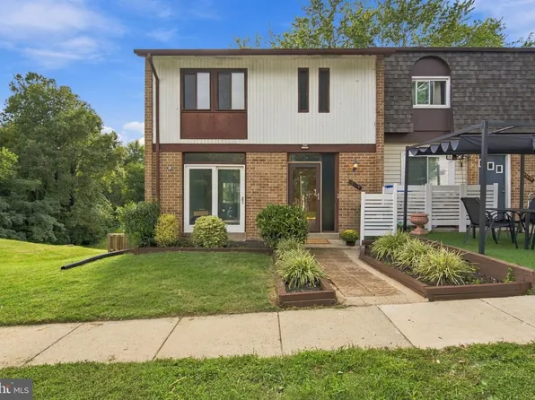 12674 Dulcinea Pl, Woodbridge, VA 22192