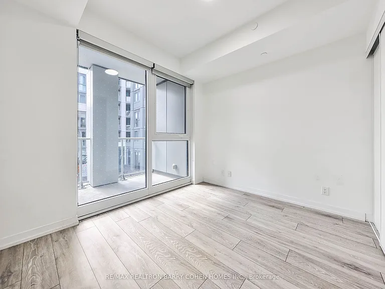 2020 Bathurst St #339 — Photo 29