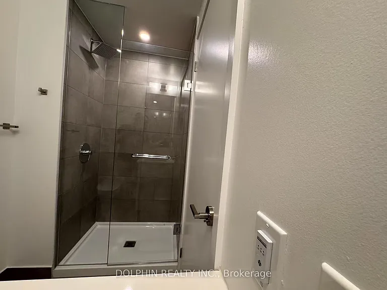 8 Wellesley St W #5809 — Photo 6