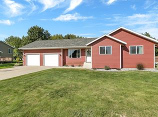 223 9th St SE, Freeport, MN 56331