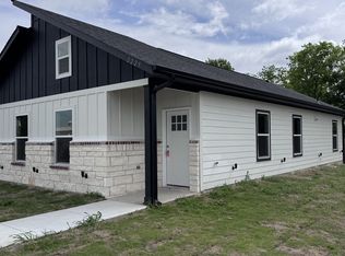 2225 College St, Greenville, TX 75401