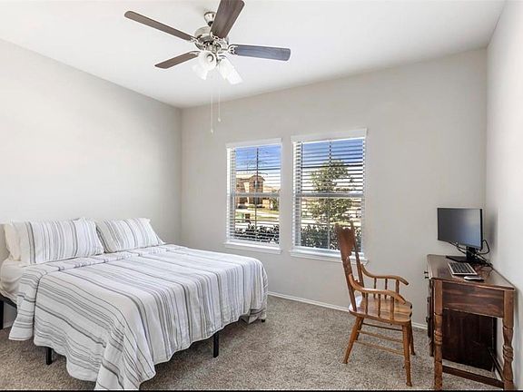 5th image of 3902 Country Club Dr