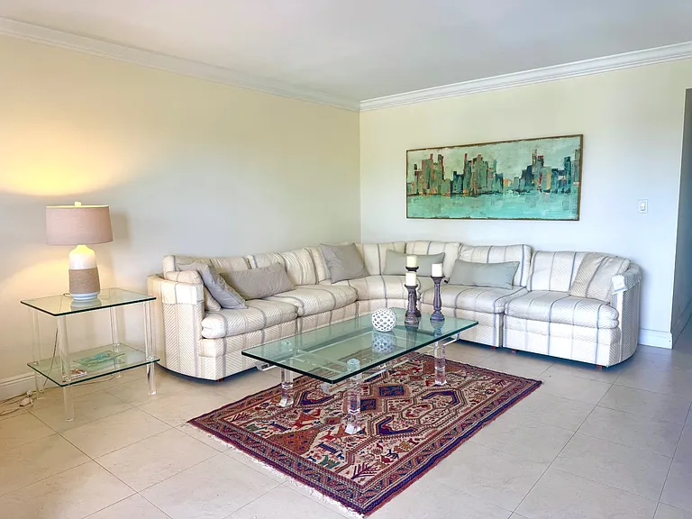 1905 Bermuda Cir #L4 — Photo 25