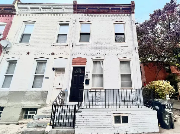 2611 N Chadwick St, Philadelphia, PA 19132