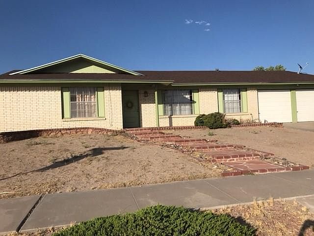 1st image of 800 Marimba Dr