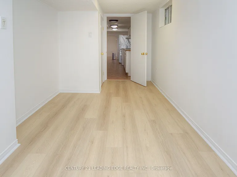 9 Wallington Ave — Photo 30