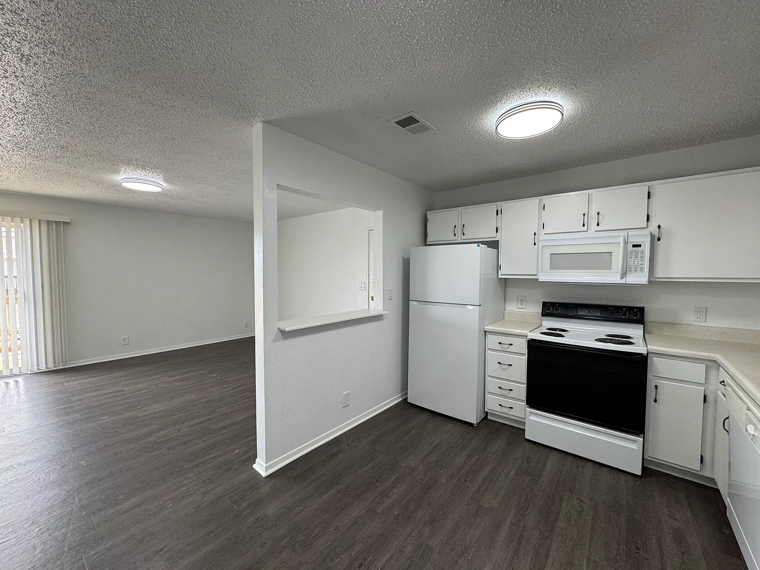 Prairie View Apartments — Photo 3