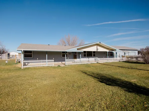 914 NE Beaman St, Mountain Home, ID 83647