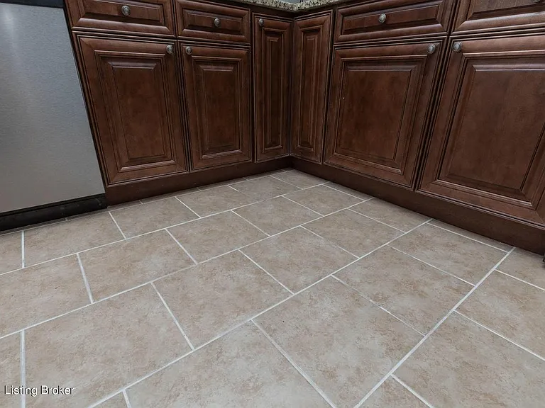 1625 Nightingale Rd — Photo 14