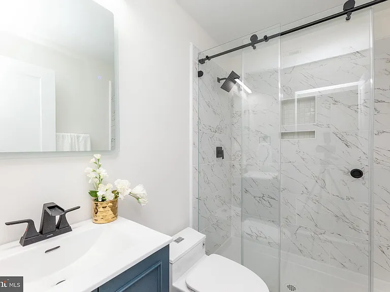 734 Kenyon St NW #2 — Photo 19
