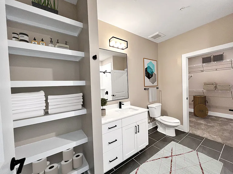 Broadstone SoBro apartments community photo