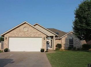 2105 N Burdick St, Stillwater, OK 74075