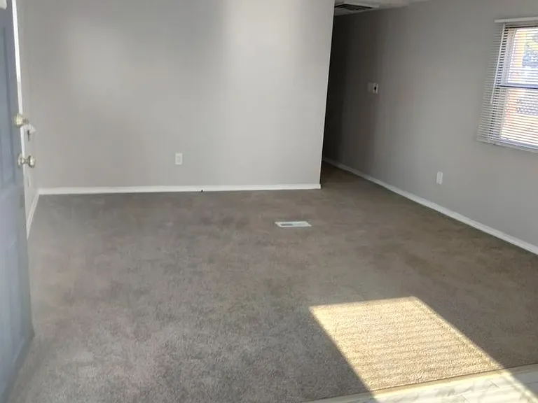 Welcome to Route 66 Apartments in Albuquerque, NM — Photo 7