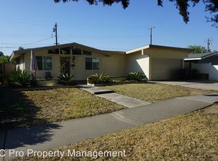 534 S Bedford Rd, Orange, CA 92868