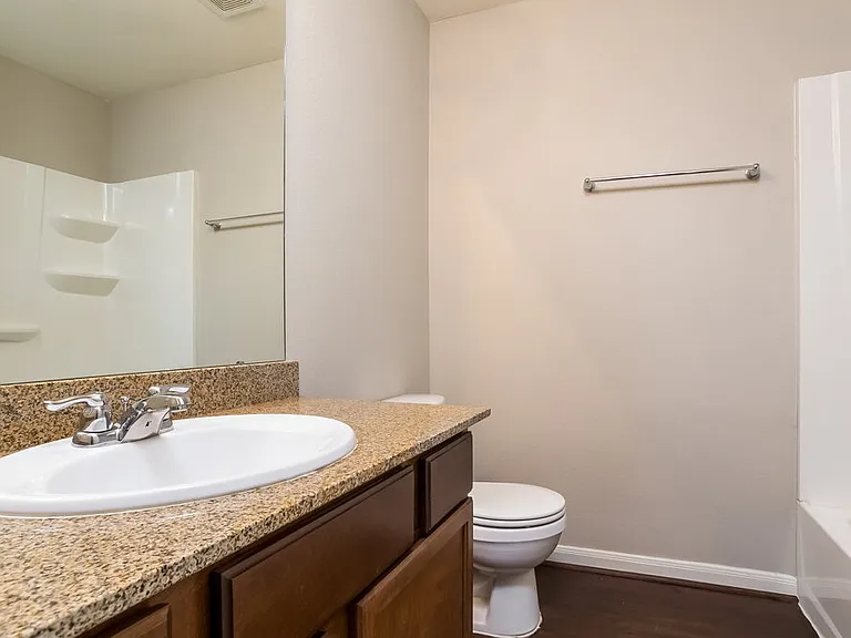 21818 Octavia Way — Photo 14