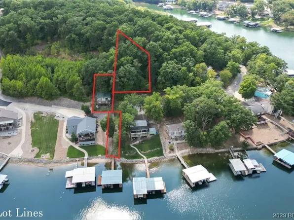 432 Spring Rd, Lake Ozark, MO 65049