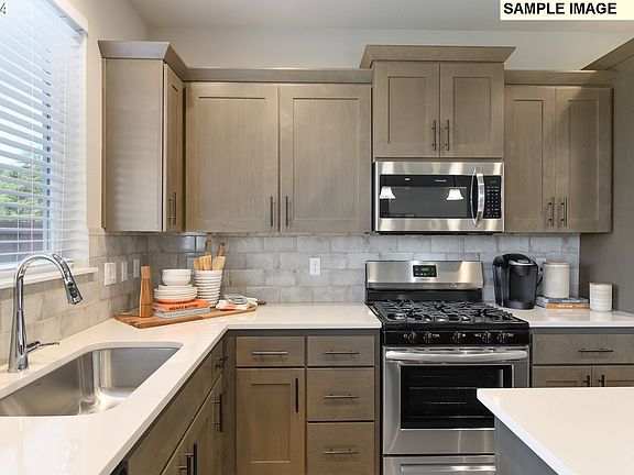 4th image of 4226 NE 183rd St #129