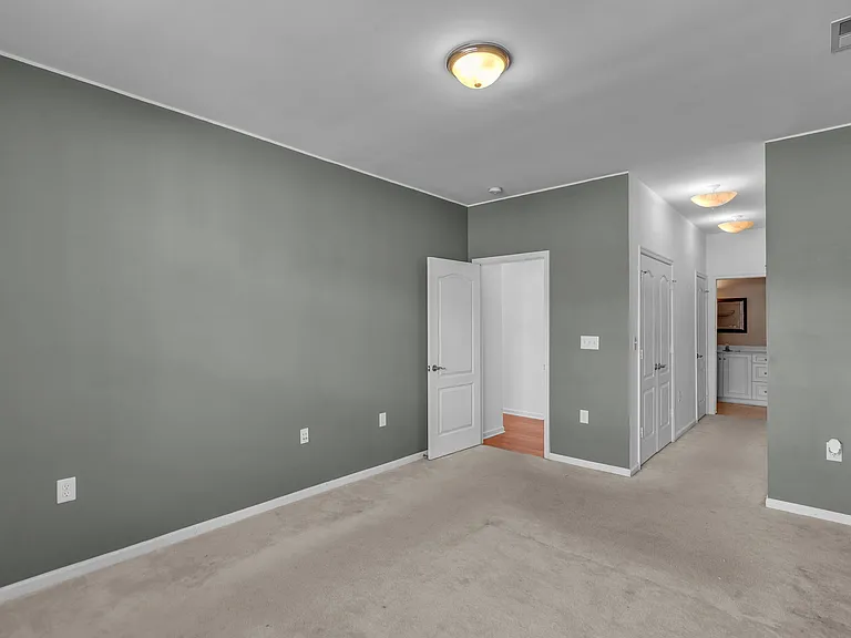 5324 Charmont Ct — Photo 18