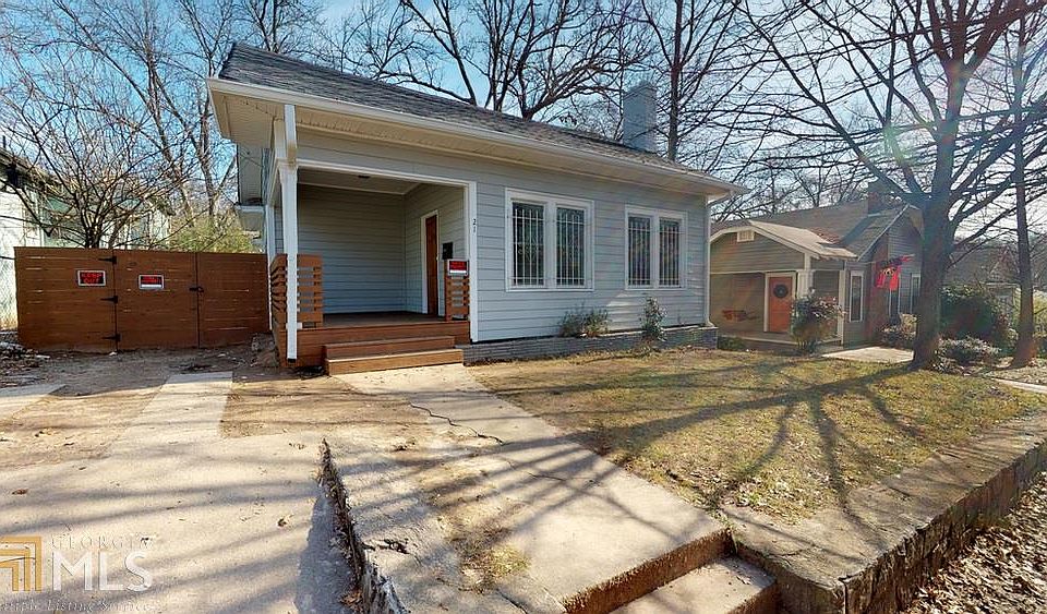 1st image of 21 Moreland Ave