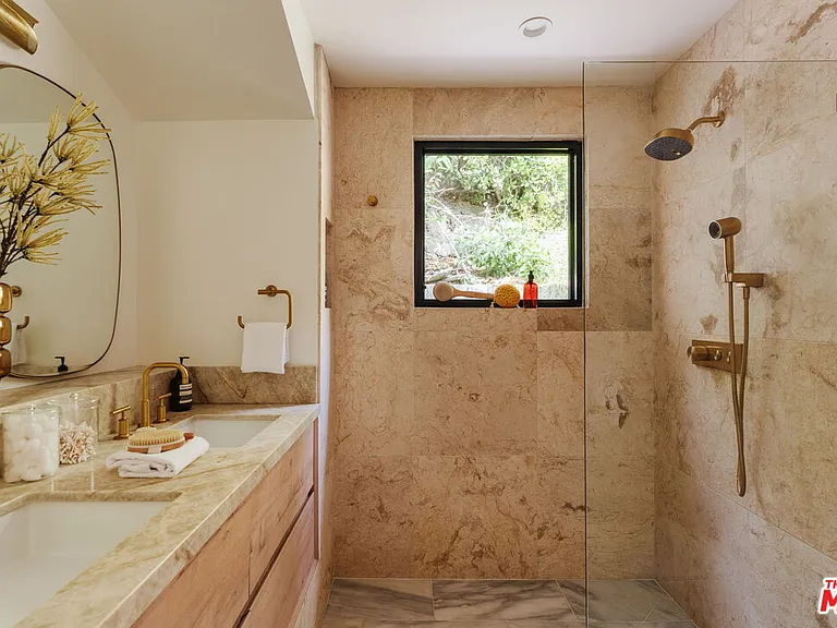 9849 Portola Dr — Photo 11