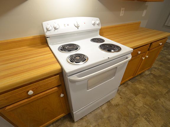 3rd image of 6155 Covecreek Dr