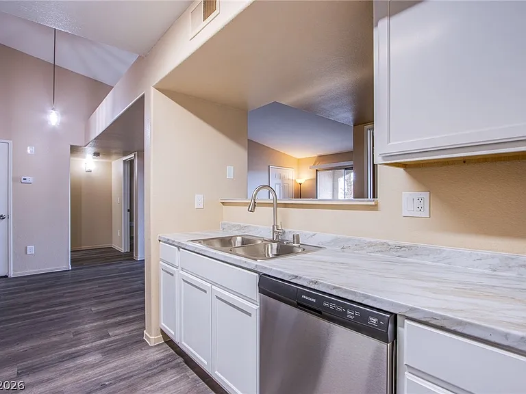 7885 W Flamingo Rd #2127 — Photo 12