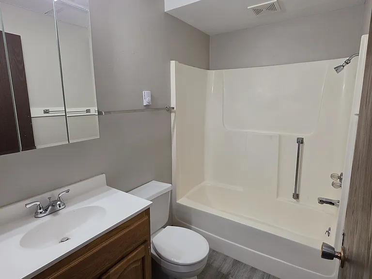 409 3rd Ave SW #1 — Photo 10