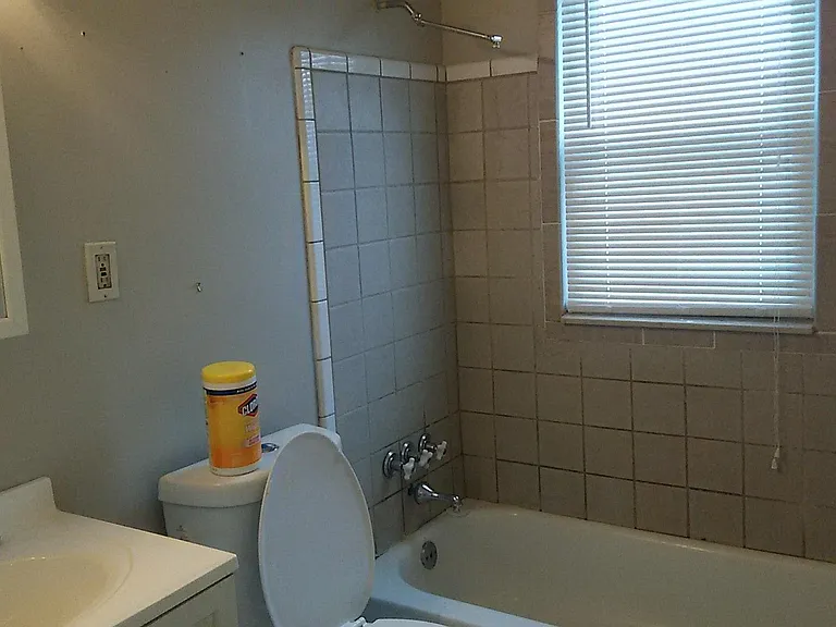 770 E Chesterfield St — Photo 14