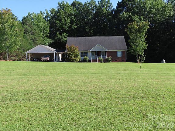 3rd image of 1083 Sharon Rd