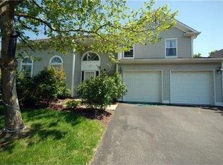 77 Major Dr, Sayreville, NJ 08872