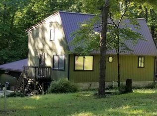 12901 Ovid Rd, Rockbridge, OH 43149