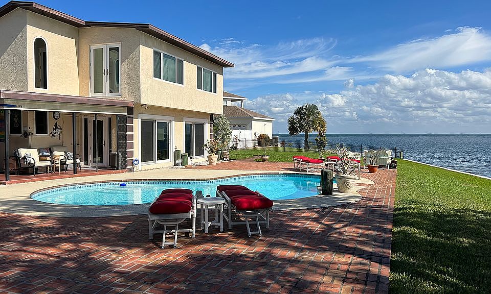 1st image of 3596 Coquina Key Dr SE
