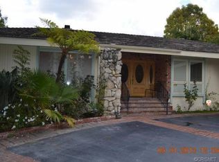 3530 Royal Woods Dr, Sherman Oaks, CA 91403