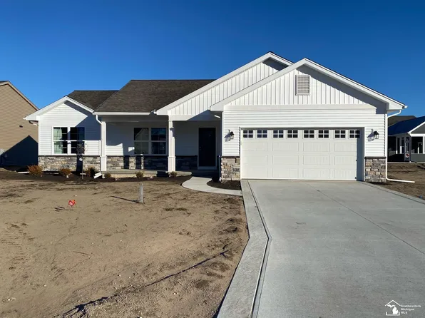 4142 Michael Dr, Lambertville, MI 48144