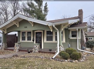 1038 S Starr Ave, Burlington, IA 52601