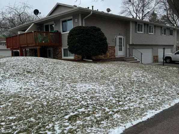 1292 Crestridge Ln, Eagan, MN 55123