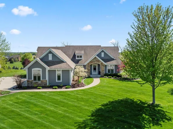 N85W27869 Hawksview COURT, Hartland, WI 53029