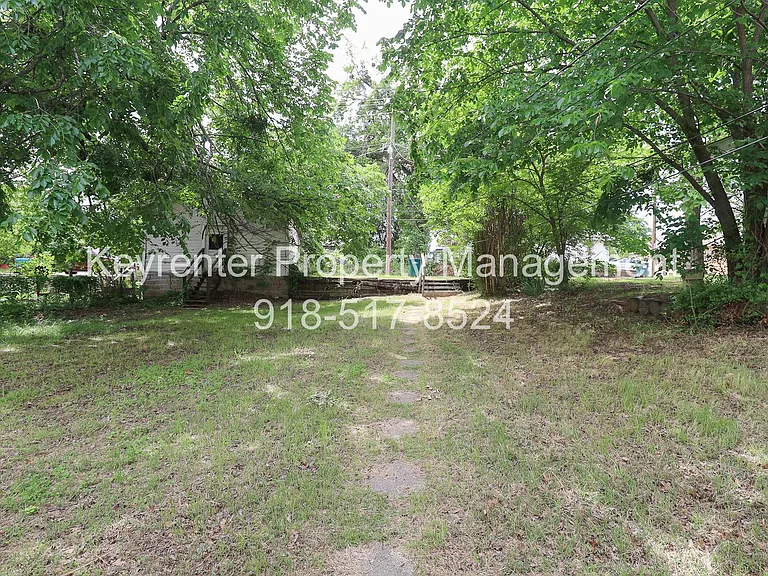 412 N McKinley Ave — Photo 19